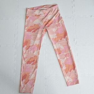Outdoor Voices Medium Pink Camo Camouflage Leggings
